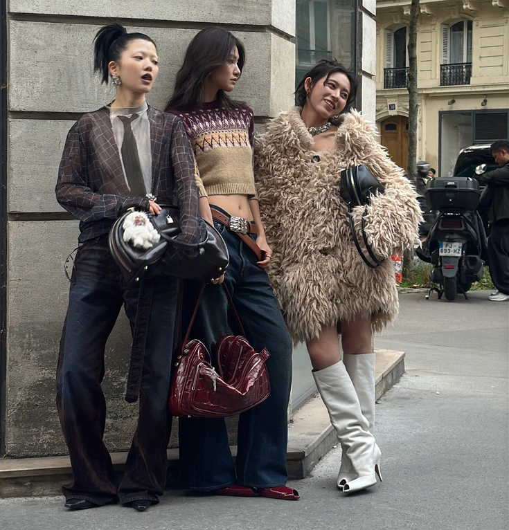 Grupo de convidados PFW26